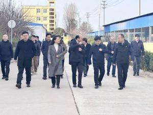 市委常委、副市長(zhǎng)潘開(kāi)名蒞臨洛陽(yáng)正大食品調(diào)研